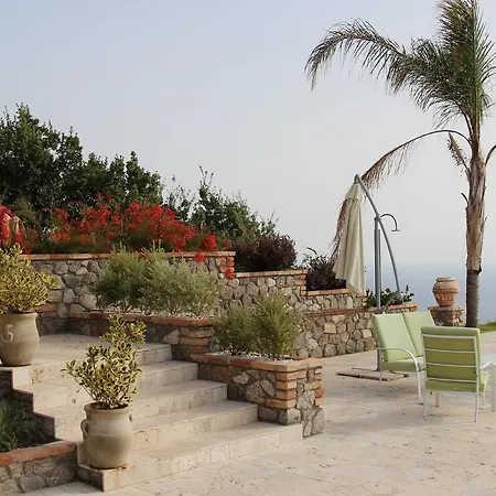 בית נופש Belvedere Coccorino