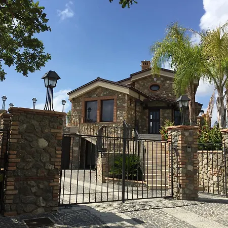 בית נופש Belvedere Coccorino