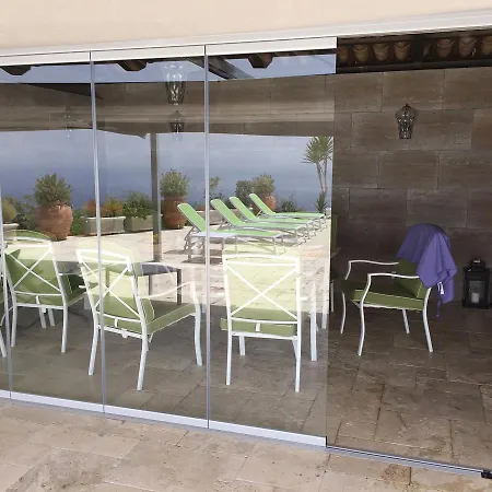 בית נופש Belvedere *